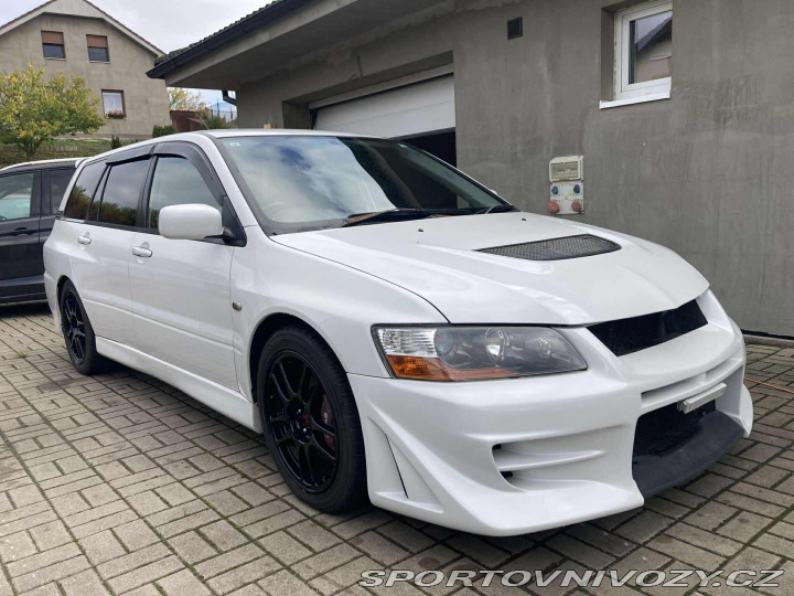 Mitsubishi Lancer EVO Wagon GT-A 2005
