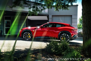 Ferrari Purosangue 2024
