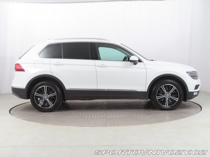 Volkswagen Ostatní modely Tiguan Highline 2.0 BiTDI 2017