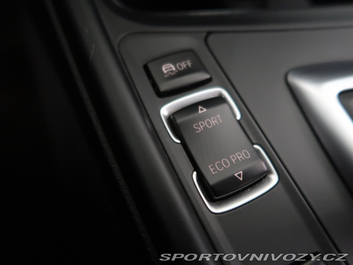 BMW 3 Sport Line 330 i 2017
