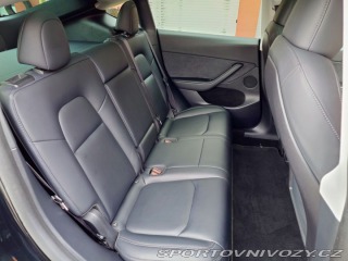 Tesla Model Y  2022