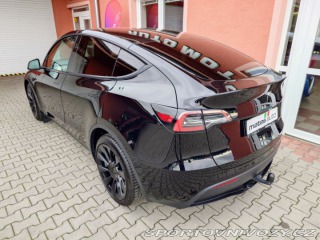Tesla Model Y  2022
