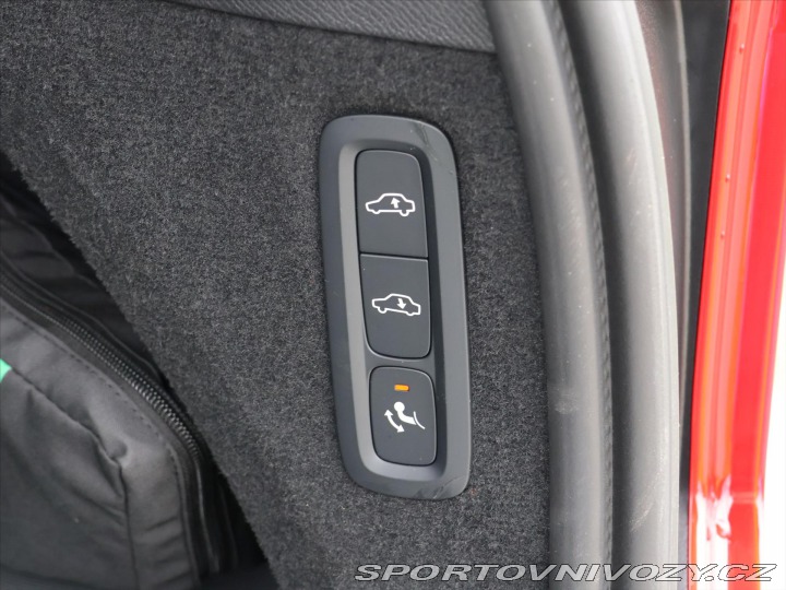 Volvo Ostatní modely XC90 2,0 228kW T8 AWD Ultimate 2024