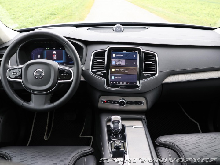 Volvo Ostatní modely XC90 2,0 i 228 kW B6 AWD Ultim 2024