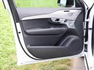 Volvo Ostatní modely XC90 2,0 i 228 kW B6 AWD Ultim 2024