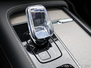 Volvo Ostatní modely XC90 2,0 i 228 kW B6 AWD Ultim 2024