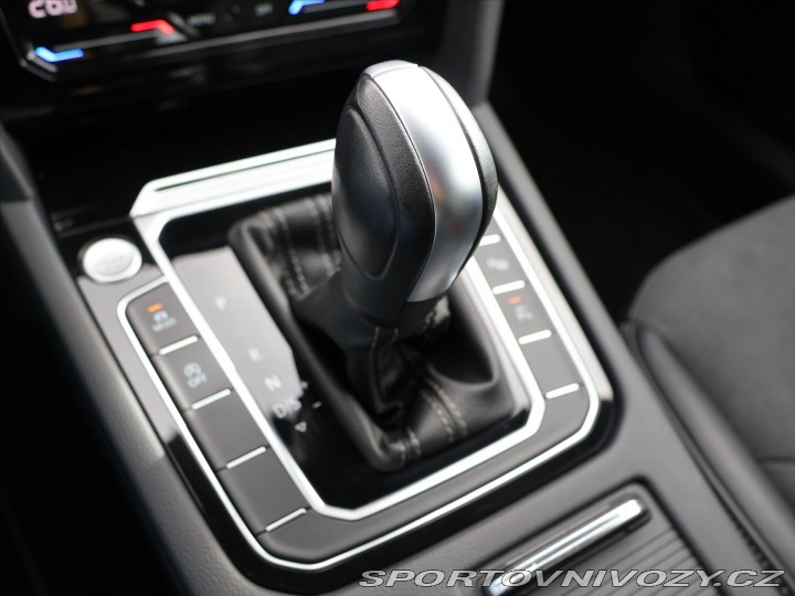 Volkswagen Arteon 2,0 TSI 206 kW R-line DSG 2022