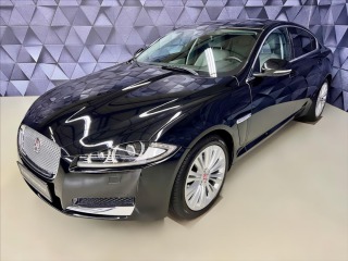 Jaguar XF 3,0 V6 250KW AWD, KEYLESS