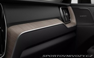 Volvo Ostatní modely XC60 2,0 T6  Plus Dark 2025