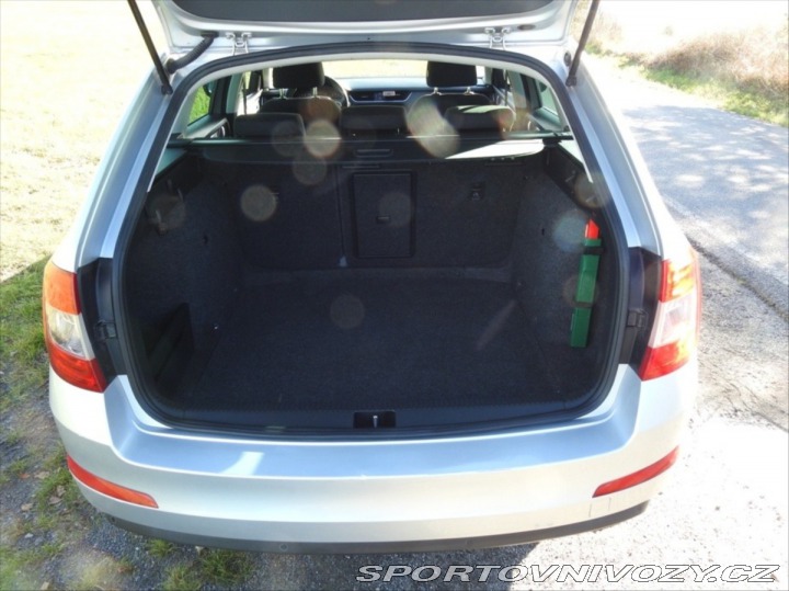 Škoda Ostatní modely Octavia 2,0   TDI DSG, 2015, STK 2015