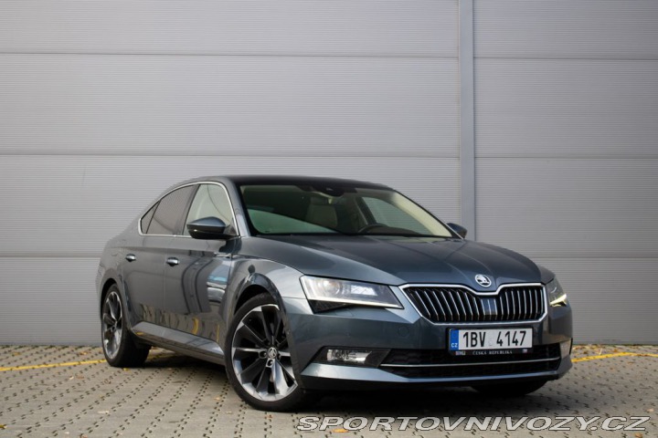 Škoda Superb 2016
