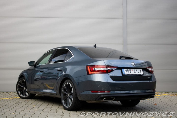 Škoda Superb 2016