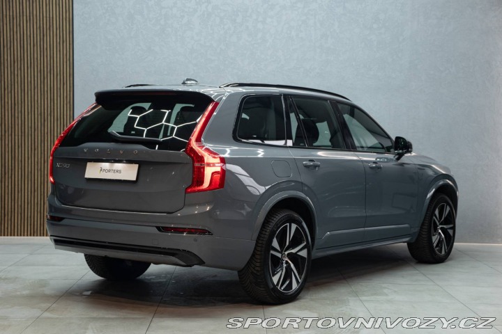 Volvo Ostatní modely XC90  R Desing Recharge AWD A/ 2021