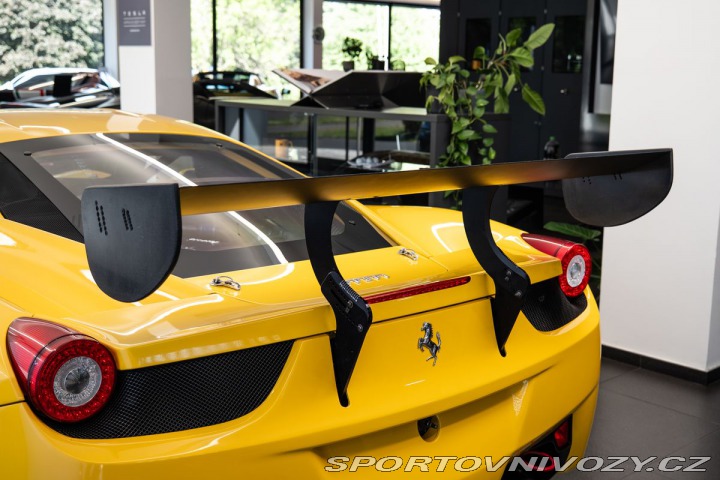 Ferrari 458 Challenge 1800