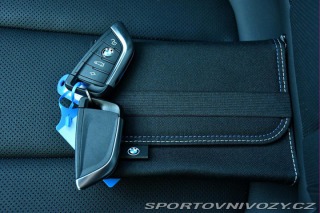 BMW 4 420d REZERVACE 2023