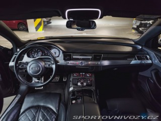 Audi S8  2016