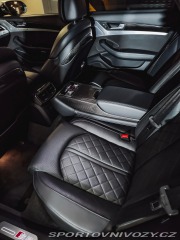Audi S8  2016