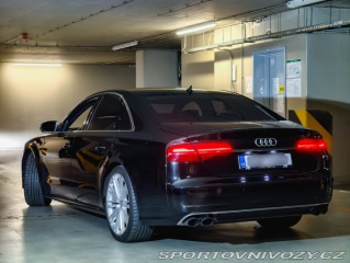 Audi S8  2016