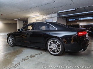 Audi S8  2016