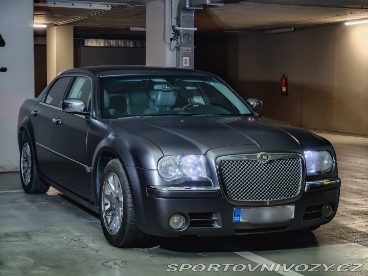 Chrysler Ostatní modely 5.7 HEMI 2005