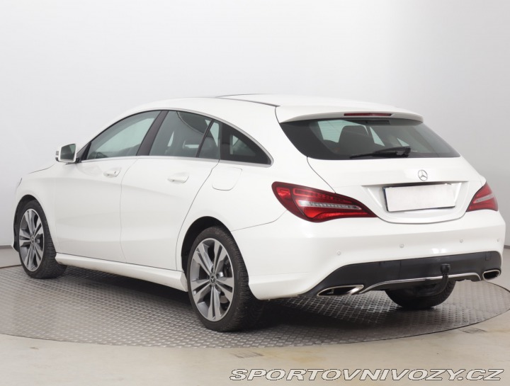 Mercedes-Benz CLA Urban 220 4MATIC 2018