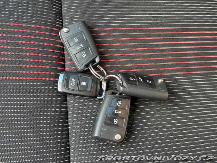 Škoda Ostatní modely Octavia 2,0 TDi DSG LED*D.Klima*N 2018