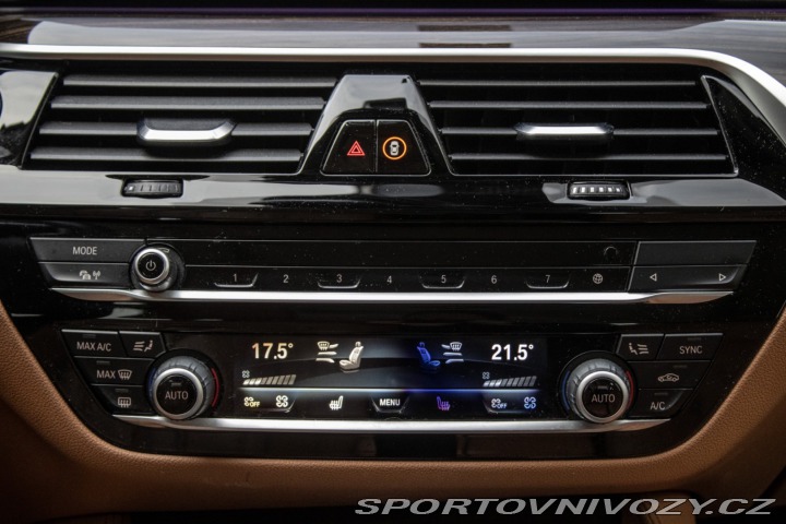 BMW 5 Touring  530d mHEV xDrive 2021