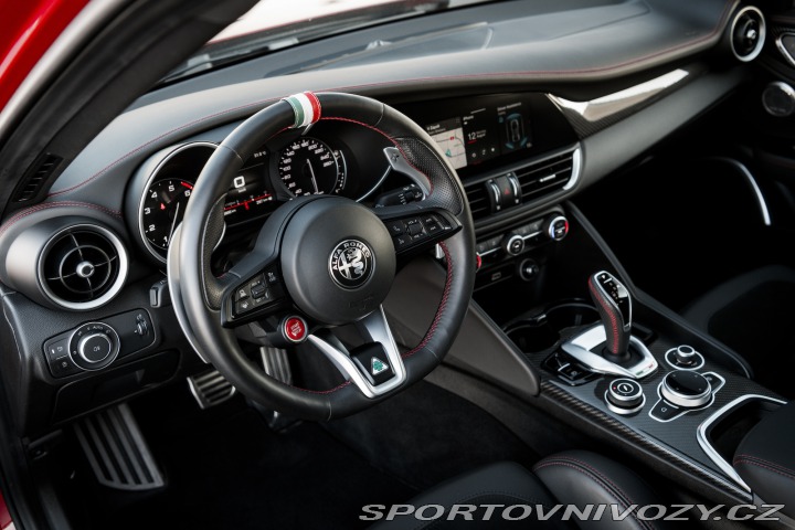 Alfa Romeo Giulia Veloce Ti Q4 2021