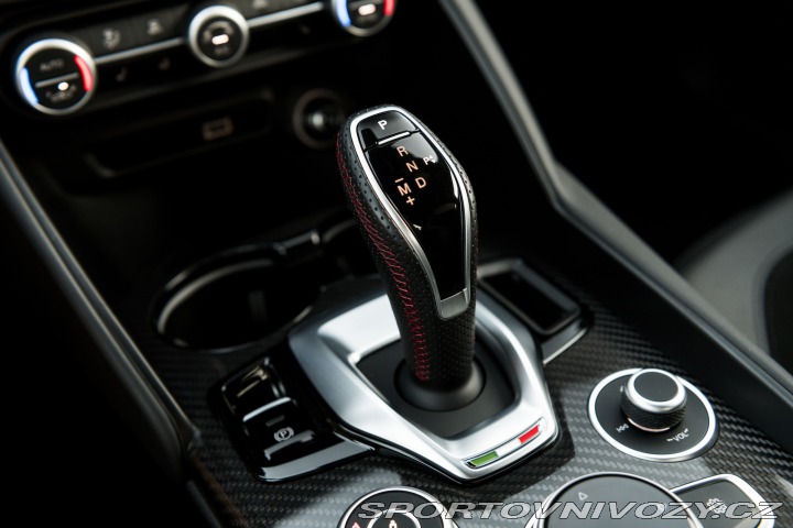 Alfa Romeo Giulia Veloce Ti Q4 2021