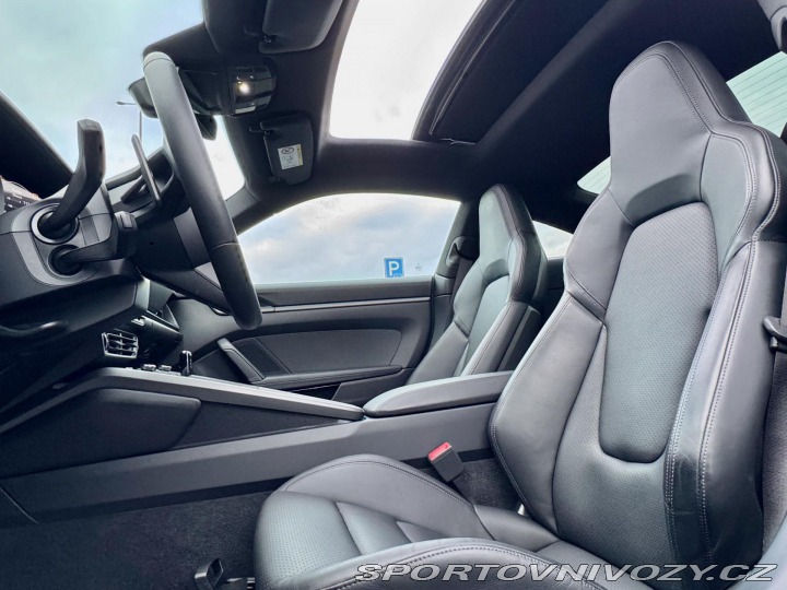 Porsche 911 Approved BOSE Střecha 20/ 2020