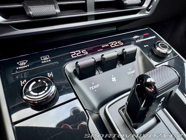 Porsche 911 Approved BOSE Střecha 20/ 2020