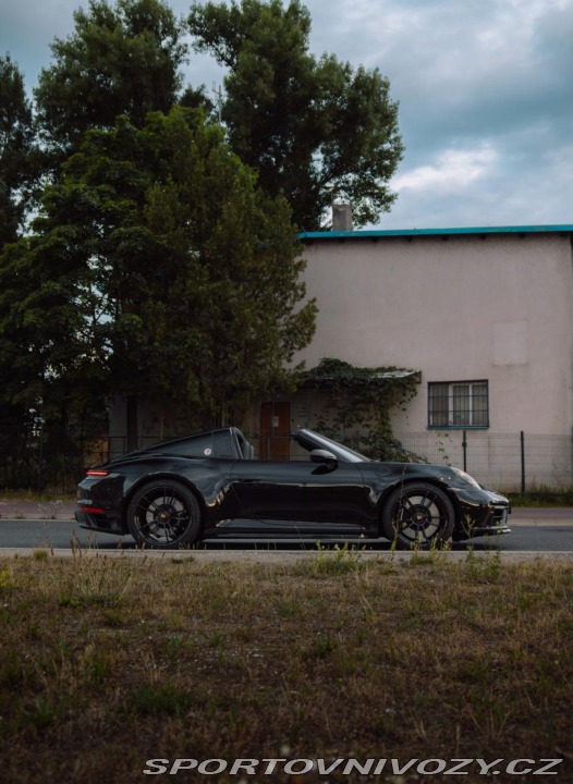 Porsche 911 Targa 4 GTS 2023
