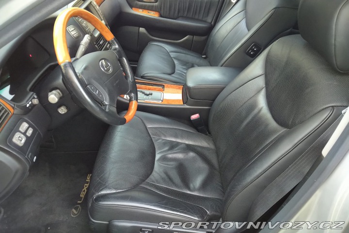 Lexus Ostatní modely LS 430 Bez koroze.Servis 2003