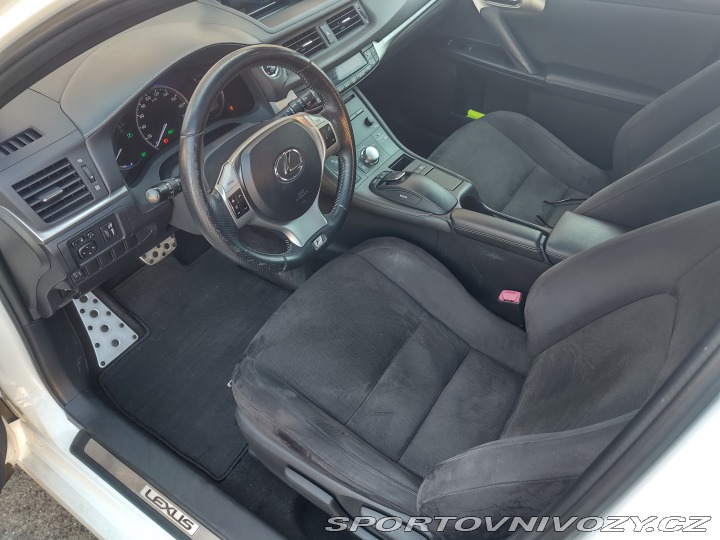 Lexus Ostatní modely CT 200h F Sport 2013
