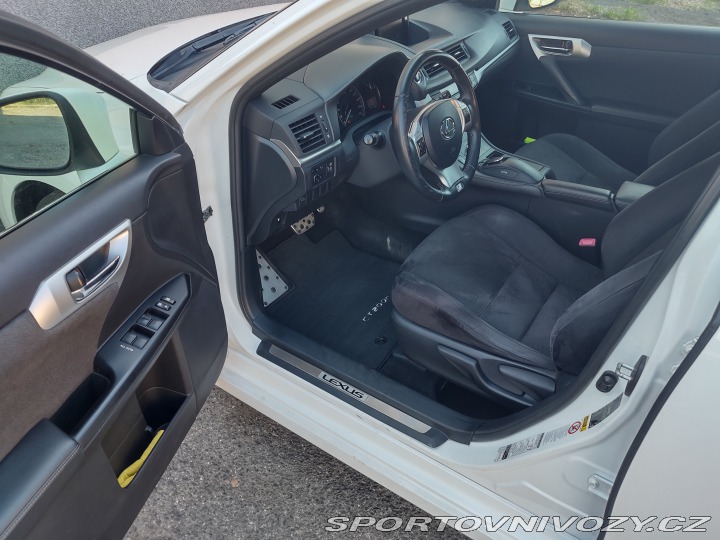 Lexus Ostatní modely CT 200h F Sport 2013