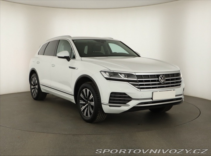 Volkswagen Ostatní modely Touareg Elegance 3.0 TDI 2021