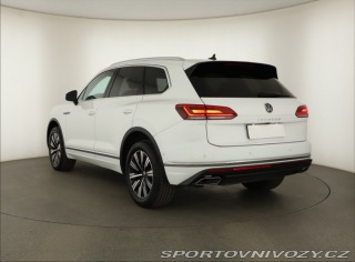 Volkswagen Ostatní modely Touareg Elegance 3.0 TDI 2021
