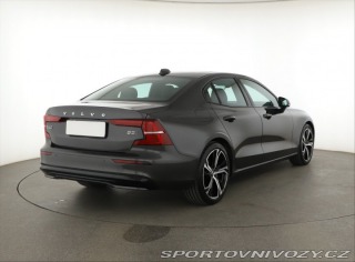 Volvo S60 B5 AWD 2024