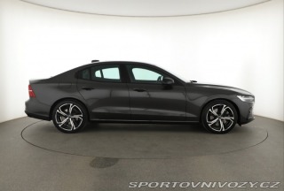Volvo S60 B5 AWD 2024