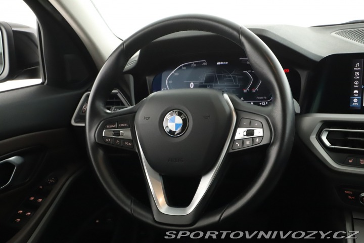 BMW 3 330 e xDrive 2021