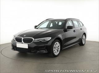 BMW 3 330 e xDrive 2021