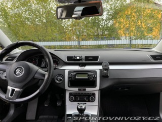 Volkswagen Ostatní modely Passat 1,6   B7 2011