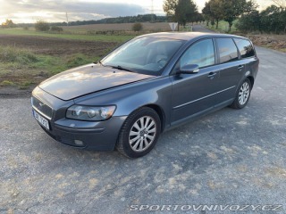 Volvo Ostatní modely V50 2,4   5 válec , R.v. 2004 2004