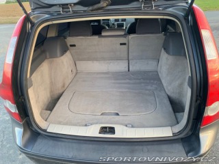 Volvo Ostatní modely V50 2,4   5 válec , R.v. 2004 2004