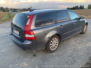 Volvo Ostatní modely V50 2,4   5 válec , R.v. 2004 2004