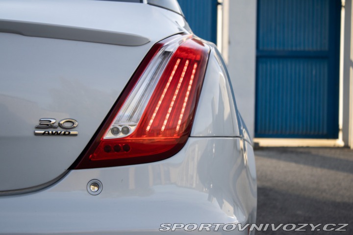 Jaguar XJ R 3.0 V6 250 kW / AJ NA 2017