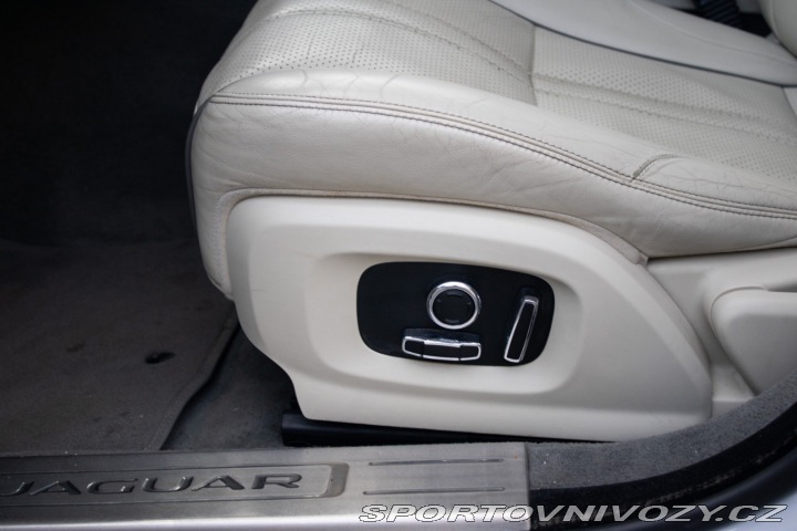 Jaguar XJ R-Sport 3.0 V6 250 kW / 2017