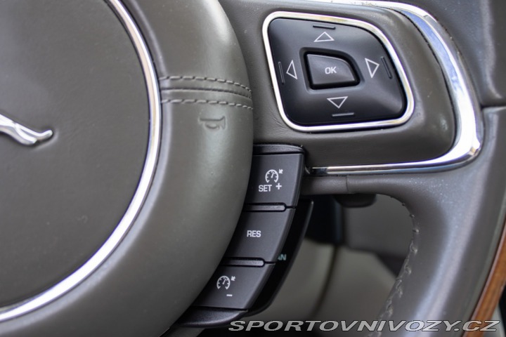 Jaguar XJ R-Sport 3.0 V6 250 kW / 2017