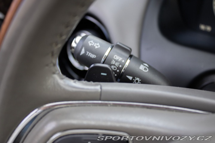 Jaguar XJ R-Sport 3.0 V6 250 kW / 2017