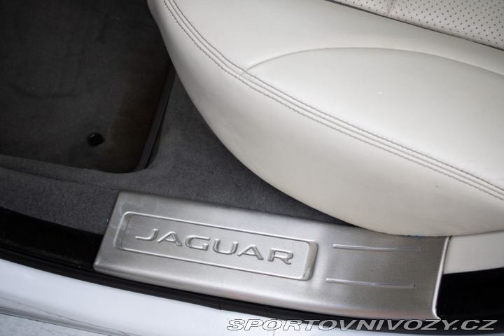 Jaguar XJ R 3.0 V6 250 kW / AJ NA 2017